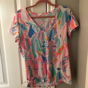Lilly Pulitzer Michelle t shirt XL out to sea